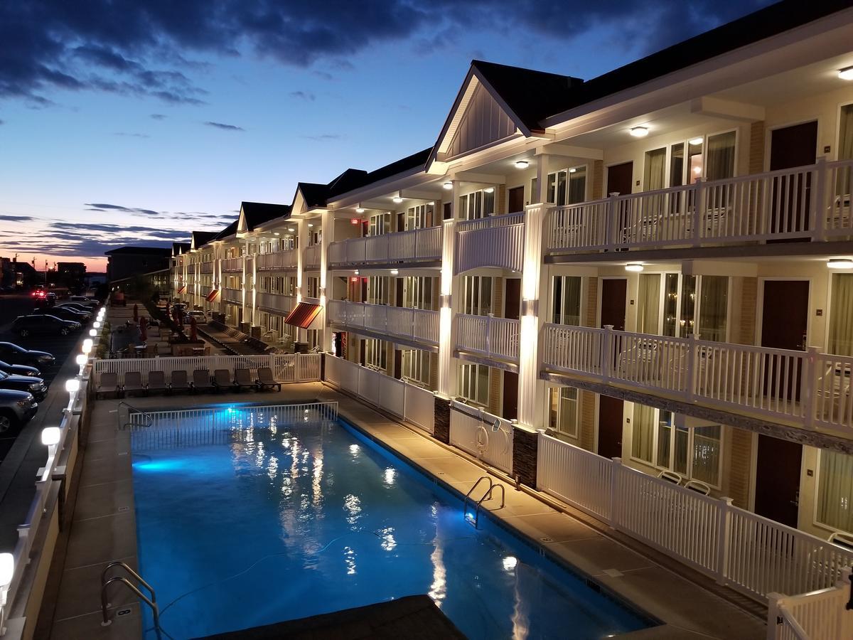 Desert Sand Resort Avalon Exterior photo